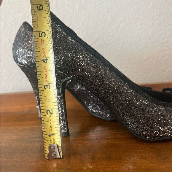 Sparkly Pumps - Picture 4 of 4